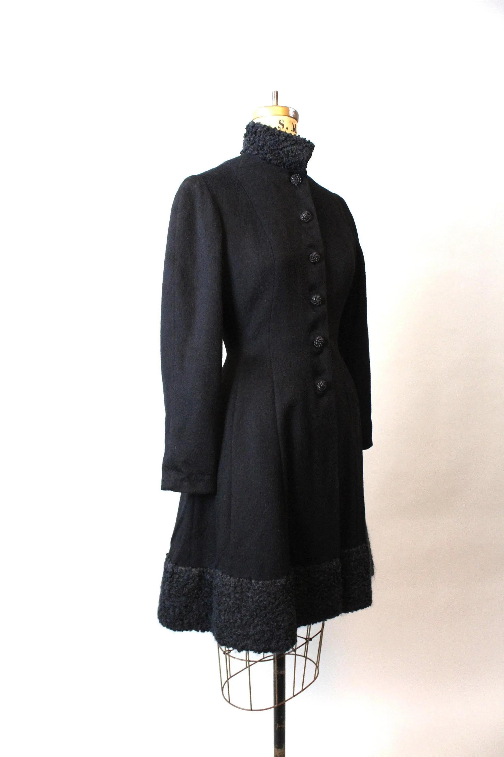 1950s PRINCESS fur TRIM coat xs | new fall