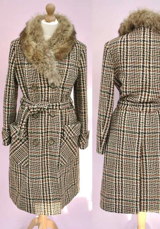 1960s Vintage Tweed Check Double Breasted Coat with Fox Trim Collar