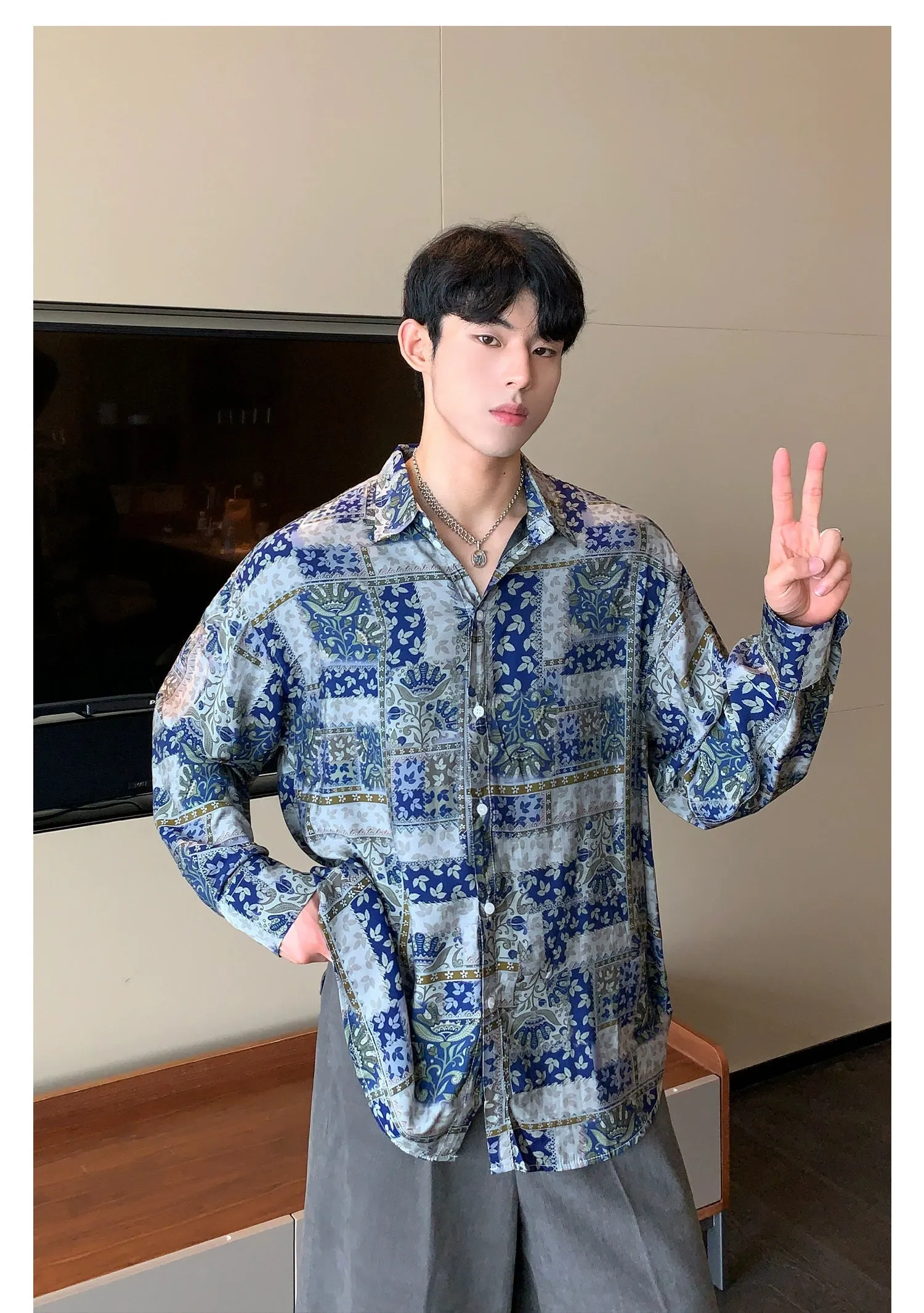 Cui Ethnic Floral Pattern Shirt