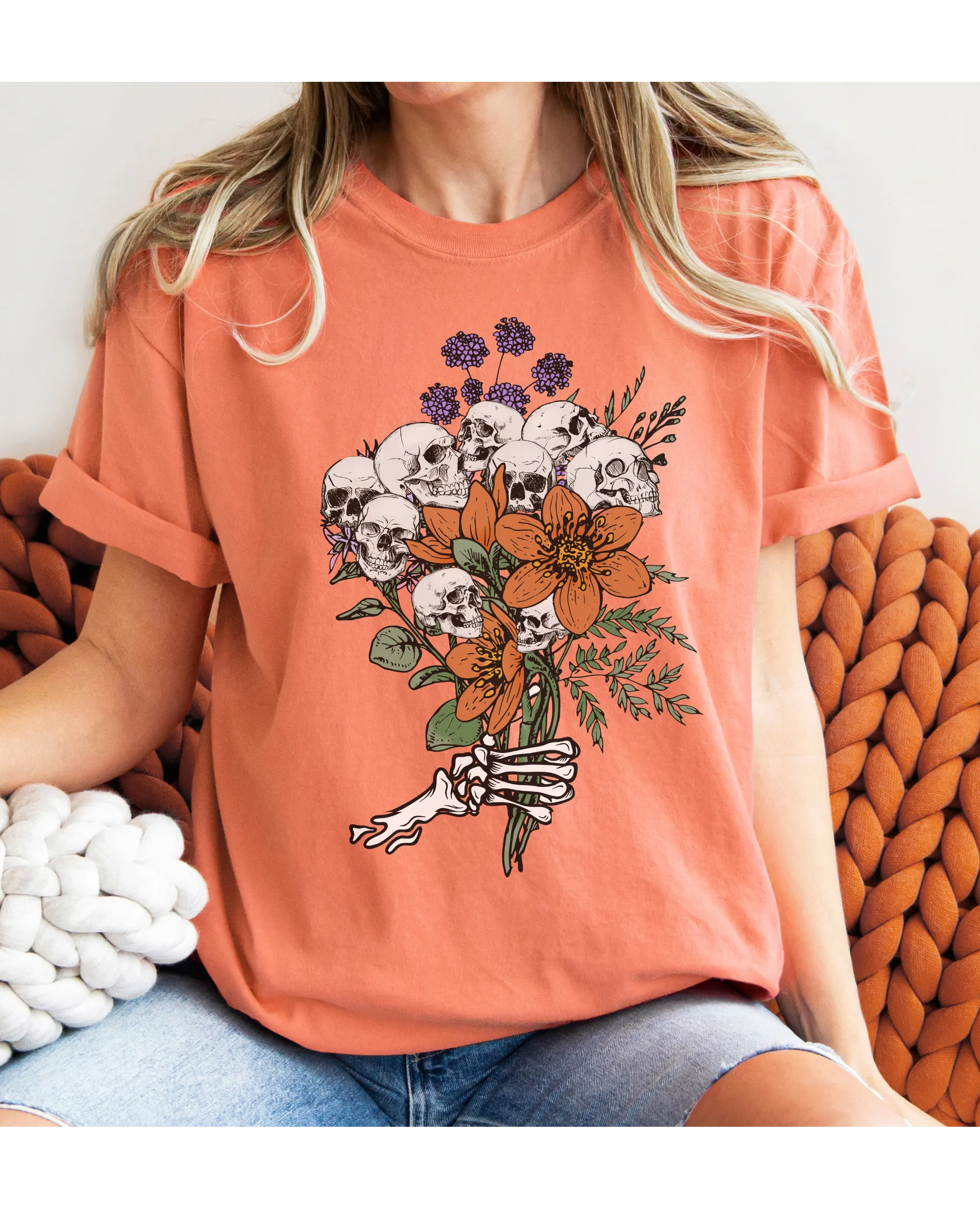 Halloween Skeletons Retro Flower Bouquet Comfort Colors® T-Shirt Women's Fall Halloween Colors T-Shirt