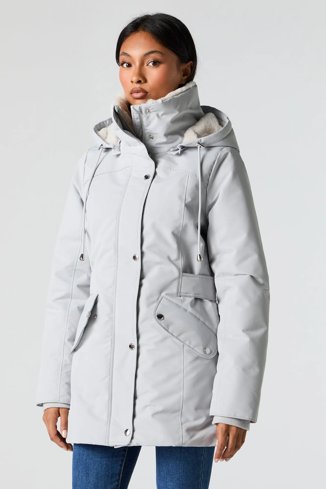 Parka à capuchon doublée de similifourrure