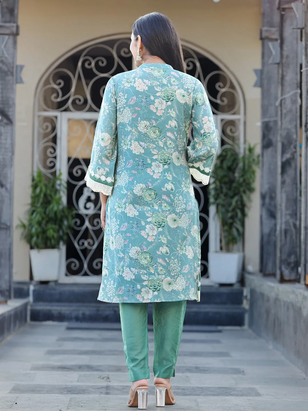 Women Sea Green Pure silk Co-ord set with Thread Work